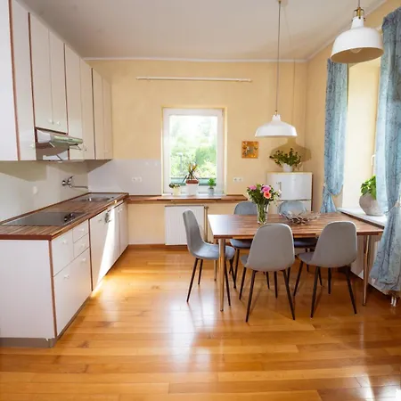 Apartment Riverview Residence-with Parking Ljubljana